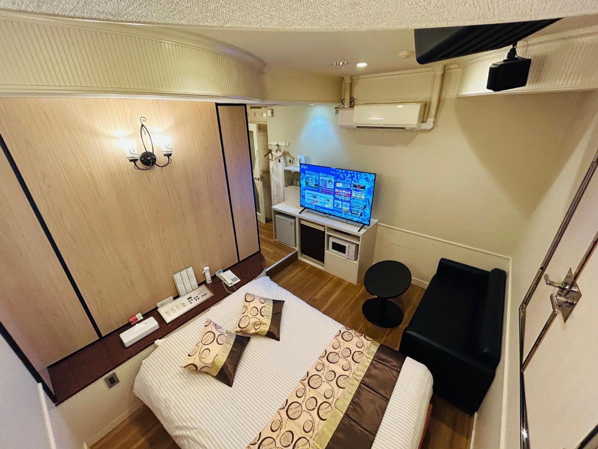 Hotel Crystal 大人専用 Tokio Exterior foto